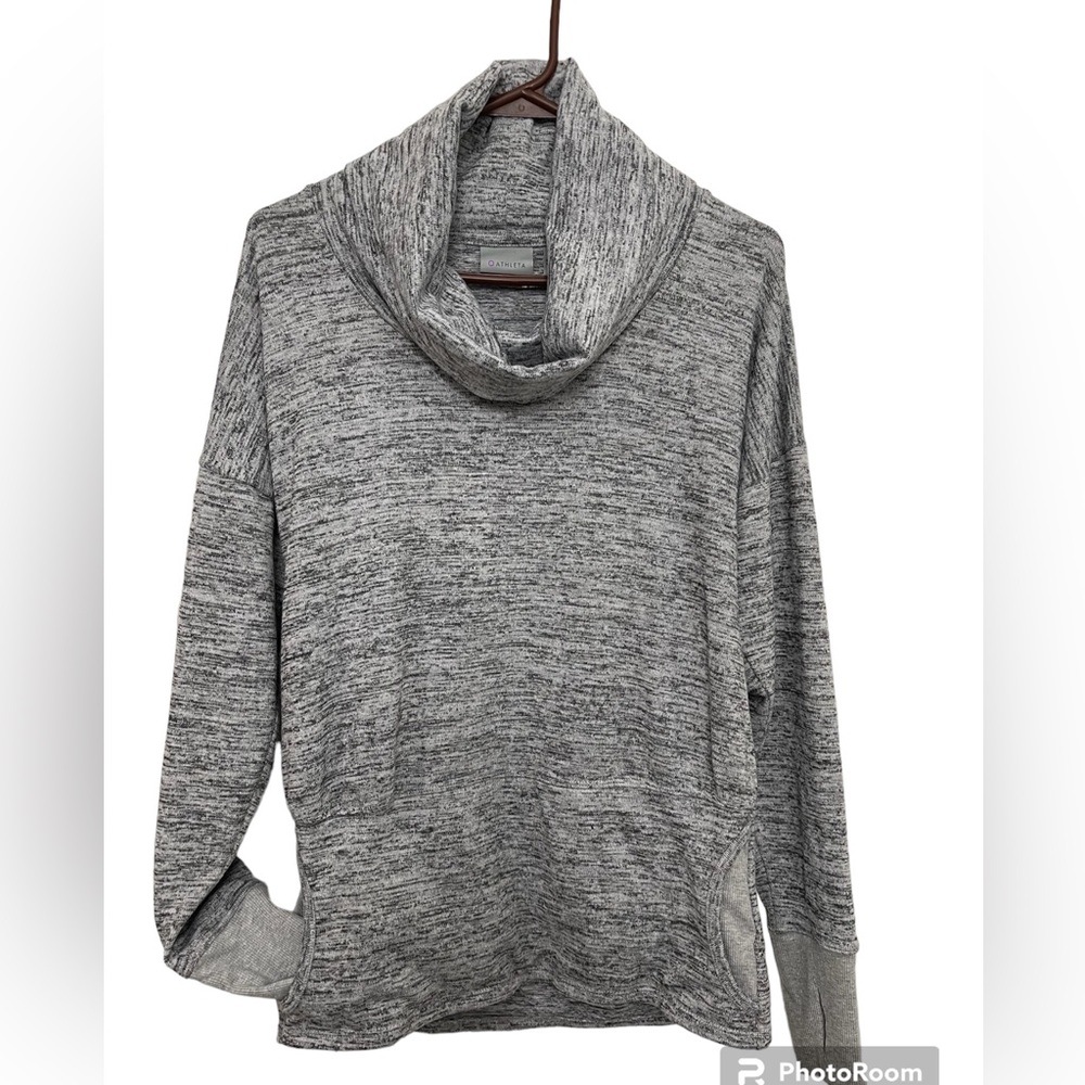 Athleta Running Pullover Sweater Kangaroo Pockets Turtle Neck Size S Grey